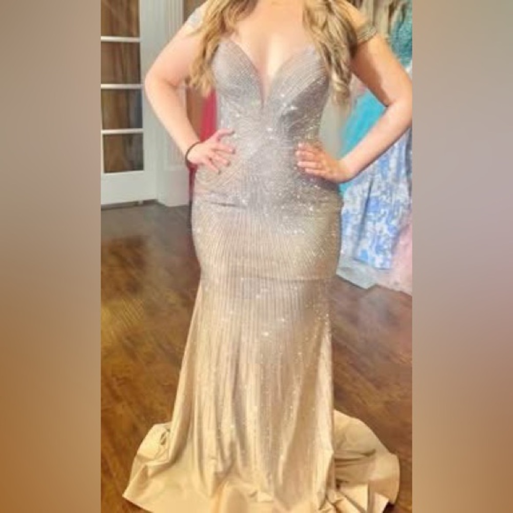 Sherri Hill 56129 nude